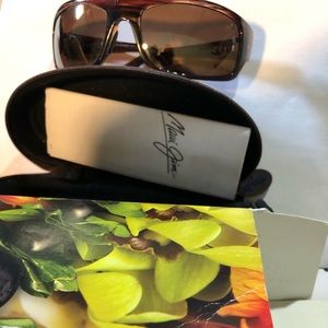 Maui jim-peahi style